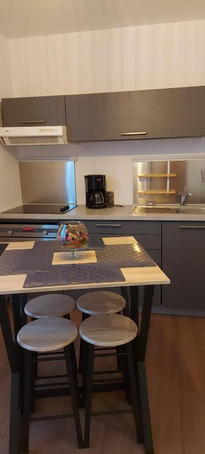 Residence Laennec Tout Confort Loos Les Lille - Proche Chr Et Fac Medecine - Menage Et Linge En Option Bagian luar foto